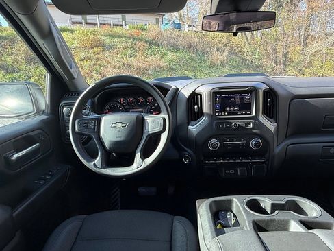 Used 2024 Chevrolet Silverado 1500 Custom Trail Boss image 12