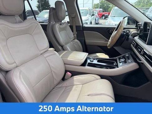 Used 2020 Lincoln Aviator Reserve w/ Equipment Group 202A AWD/4WD image 13