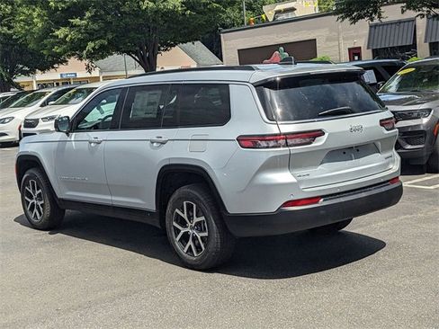 New 2025 Jeep Grand Cherokee L Limited image 4