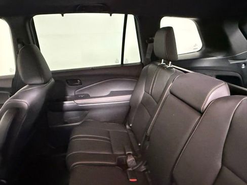 Used 2022 Honda Passport TrailSport image 40