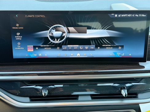 New 2026 BMW X5 xDrive40i w/ M Sport Package image 35