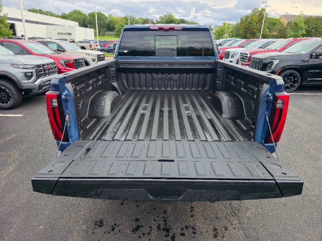 New 2026 GMC Sierra 2500 Denali Ultimate AWD/4WD image 24