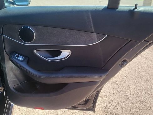 Used 2019 Mercedes-Benz C 300 Sedan image 18