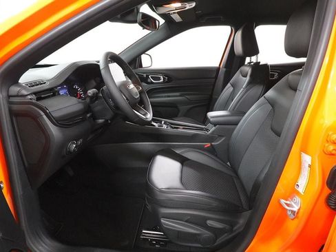 New 2026 Jeep Compass Latitude AWD/4WD image 23