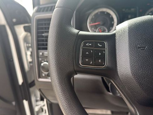Used 2018 RAM 2500 Tradesman w/ Chrome Appearance Group AWD/4WD image 17