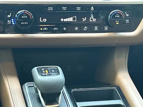 Used 2025 Nissan Pathfinder Platinum w/ Cargo Package FWD image 27