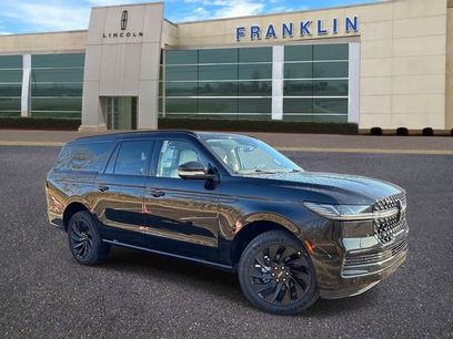 New 2026 Lincoln Navigator L Reserve w/ Jet Appearance Package