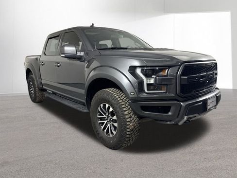 Used 2019 Ford F150 Raptor w/ Equipment Group 802A Luxury image 3