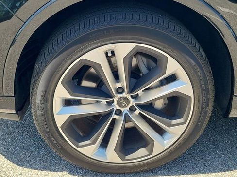 Certified 2023 Audi Q7 3.0T Premium Plus w/ Premium Plus Package AWD/4WD image 9