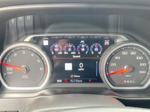 Used 2020 Chevrolet Silverado 1500 High Country w/ Technology Package AWD/4WD image 11