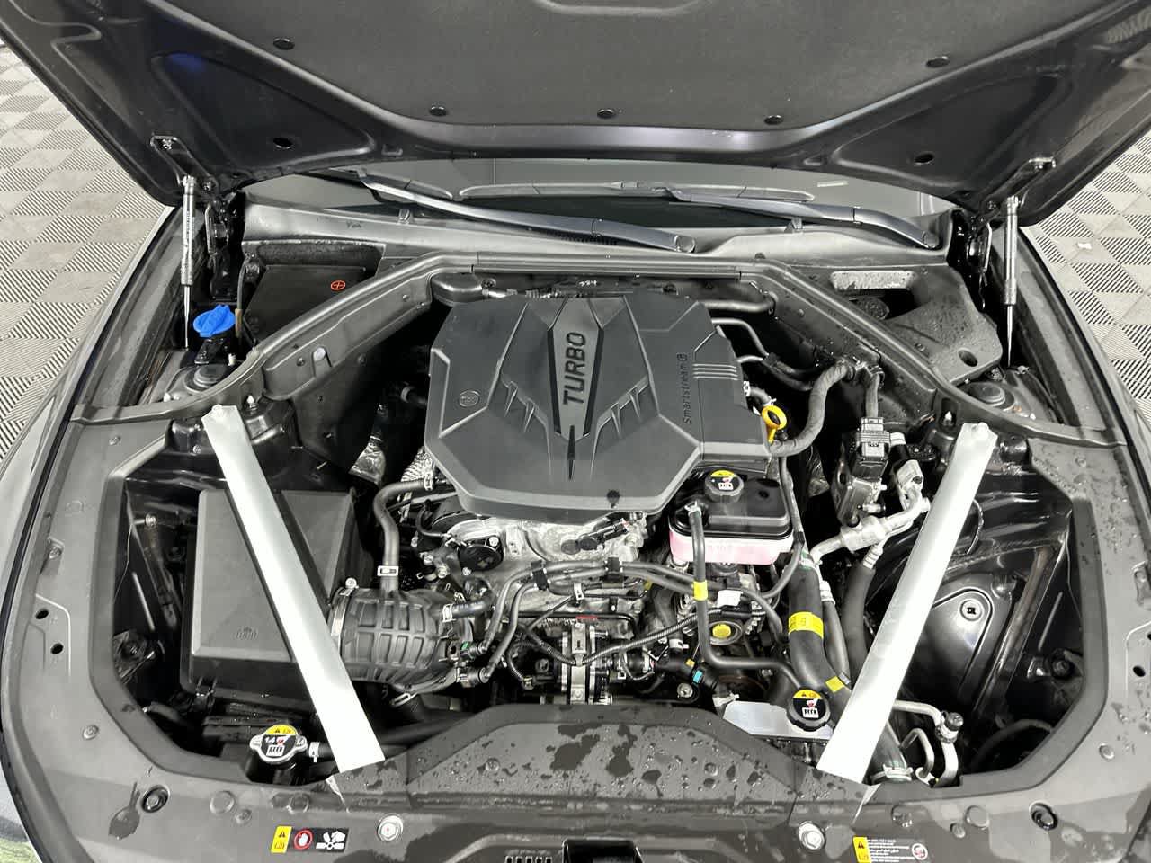 Used 2025 Genesis G70 2.5T RWD image 11