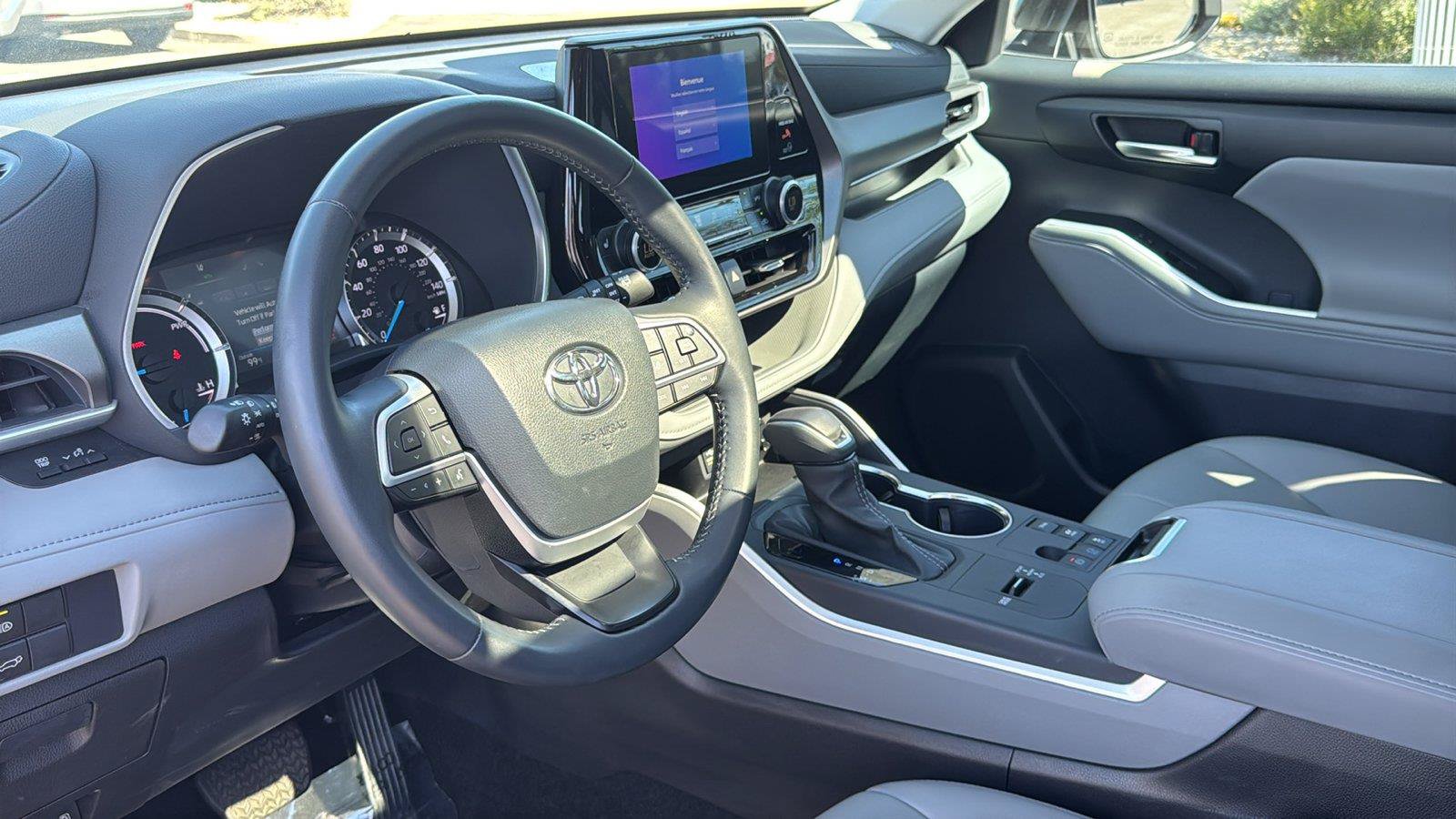 Certified 2026 Toyota Highlander XLE AWD/4WD image 25