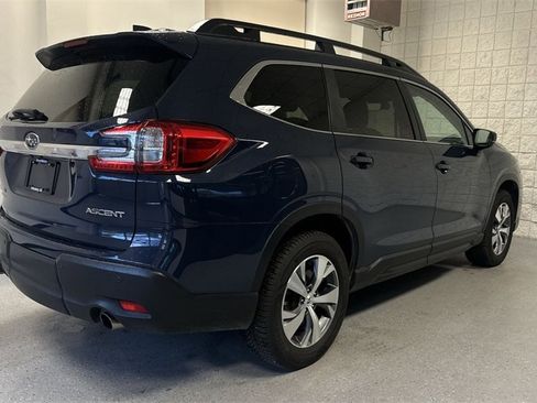 Used 2024 Subaru Ascent Premium w/ Convenience Package image 34