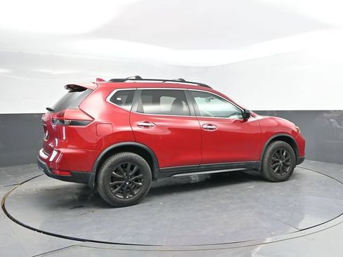 Used 2017 Nissan Rogue SV w/ Midnight Edition Package AWD/4WD image 3