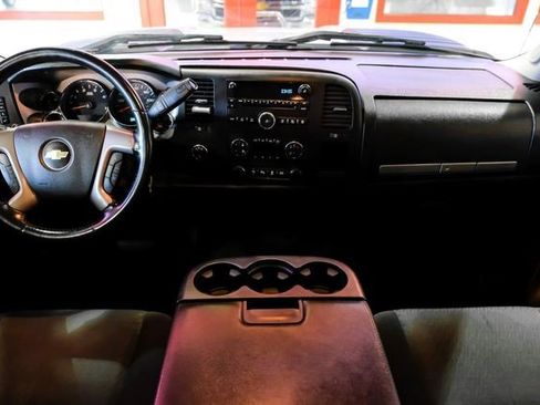 Used 2012 Chevrolet Silverado 2500 LT w/ Interior Plus Package image 15