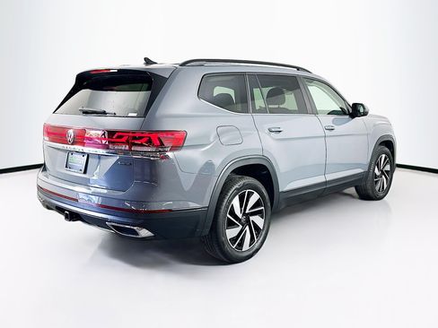 Used 2025 Volkswagen Atlas SE AWD/4WD image 9