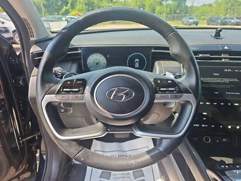 Certified 2024 Hyundai Tucson Limited AWD/4WD image 17
