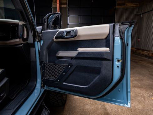 Used 2023 Ford Bronco Wildtrak image 38