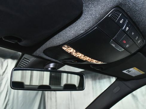 Used 2019 Mercedes-Benz C 300 Sedan image 38