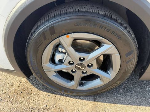 Used 2026 Kia K4 FWD image 29