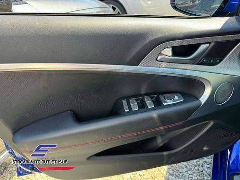 Used 2023 Genesis G70 2.0T w/ Sport Prestige Package image 17