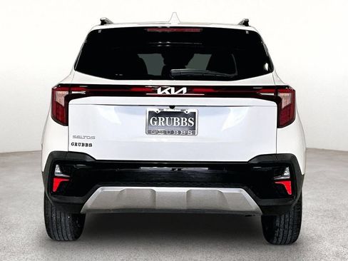 Used 2026 Kia Seltos EX FWD image 5
