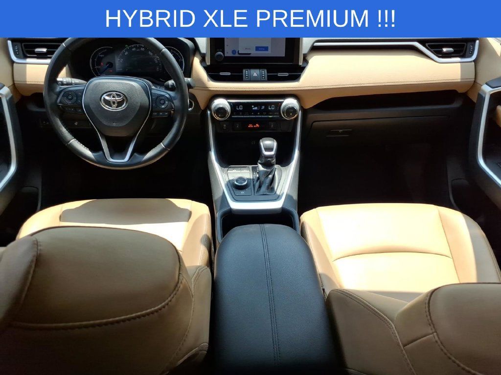 Used 2023 Toyota RAV4 XLE Premium AWD/4WD image 11
