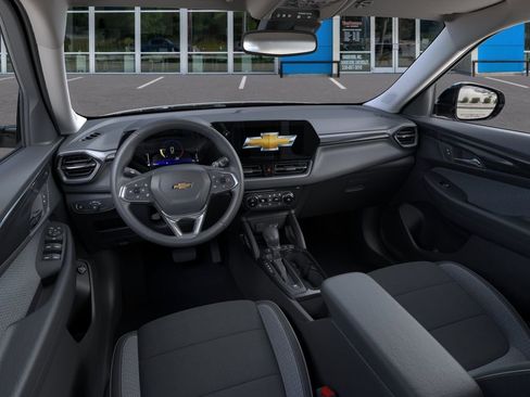 New 2026 Chevrolet TrailBlazer LT AWD/4WD image 17