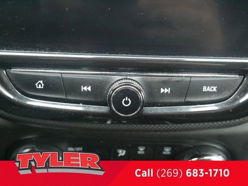Used 2023 Chevrolet TrailBlazer RS w/ Convenience Package image 33