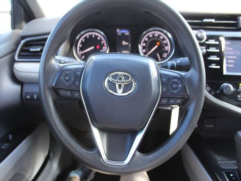 Used 2019 Toyota Camry LE FWD image 14