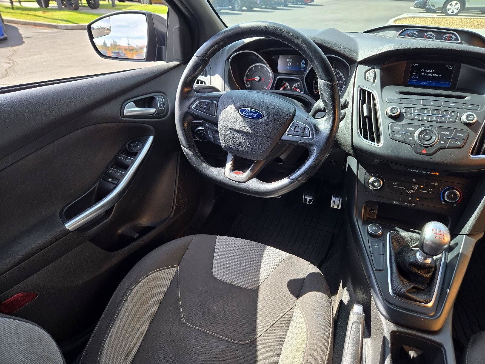 Used 2016 Ford Focus ST FWD image 14