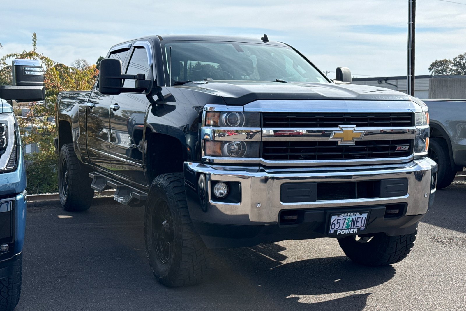 Used 2015 Chevrolet Silverado 2500 LTZ w/ Duramax Plus Package AWD/4WD image 2