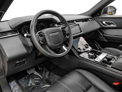 Used 2019 Land Rover Range Rover Velar R-Dynamic SE AWD/4WD image 3