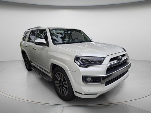 Used 2014 Toyota 4Runner Limited image 3