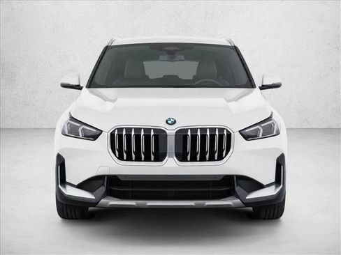 Used 2023 BMW X1 xDrive28i w/ Convenience Package AWD/4WD image 2