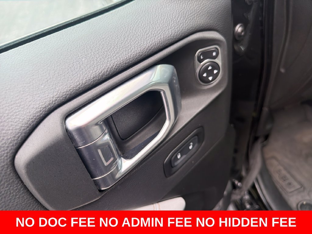 Used 2023 Jeep Wrangler Unlimited Sahara AWD/4WD image 13