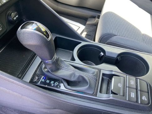 Used 2019 Hyundai Tucson SE AWD/4WD image 30