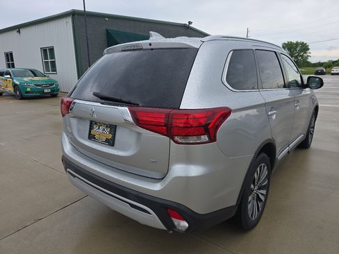 Used 2020 Mitsubishi Outlander SEL image 6