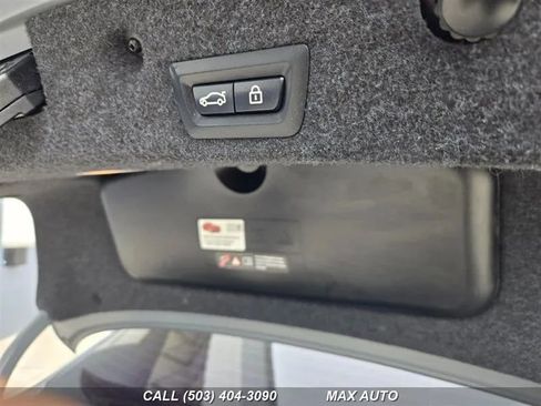 Used 2013 BMW 528i Sedan image 17