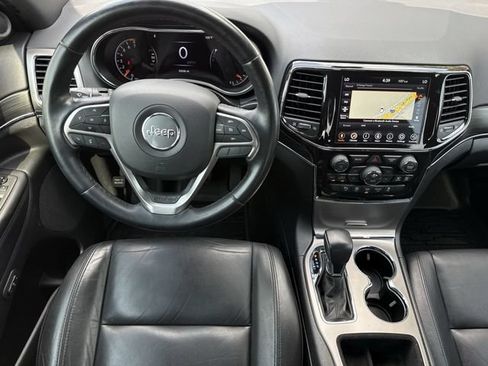 Used 2022 Jeep Grand Cherokee Limited w/ Tech Group RWD image 13