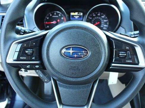 Used 2018 Subaru Outback 2.5i AWD/4WD image 23