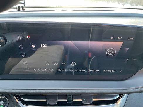 New 2026 Buick Envista Sport Touring w/ Studio Series image 19