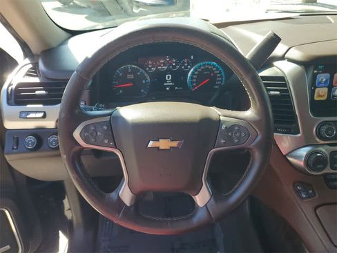 Used 2018 Chevrolet Suburban Premier image 24