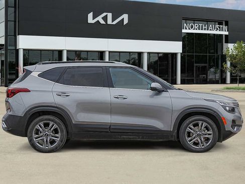 Certified 2023 Kia Seltos S w/ Navigation Package image 7