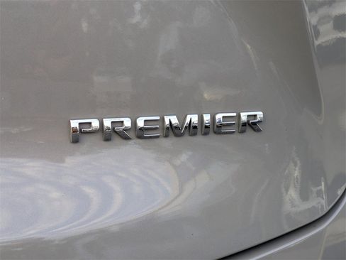 Used 2022 Chevrolet Blazer Premier w/ Enhanced Convenience Package image 15