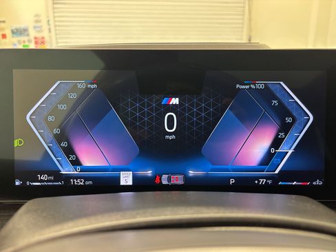 Used 2024 BMW X7 xDrive40i w/ M Sport Package image 18