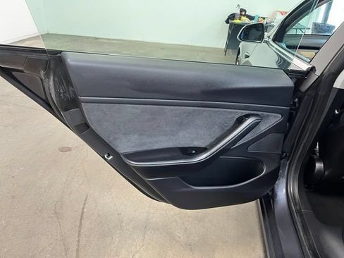 Used 2020 Tesla Model 3 Performance AWD/4WD image 19