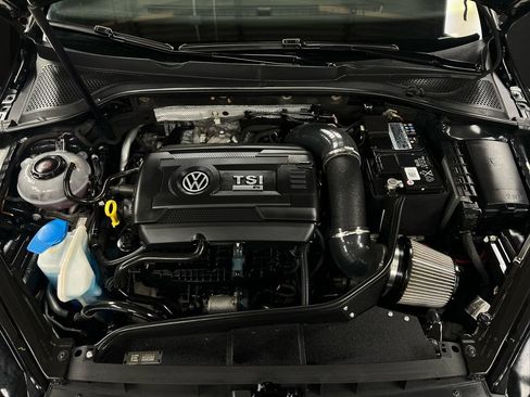 Used 2019 Volkswagen Golf R 4-Door AWD/4WD image 37