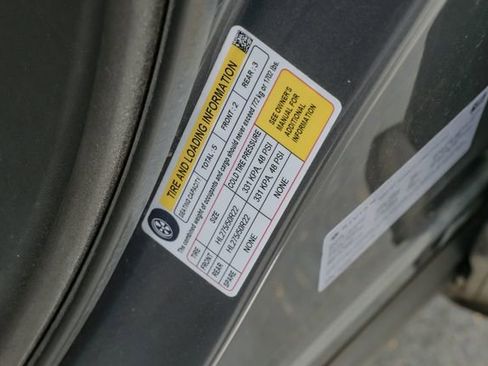 Used 2023 Rivian R1T Adventure image 75