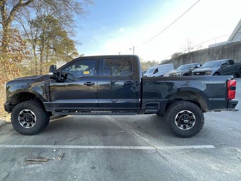 Used 2023 Ford F250 XLT w/ Black Appearance Package AWD/4WD image 9